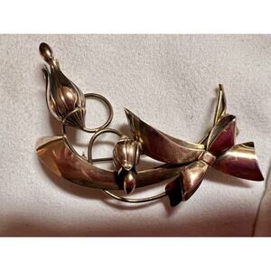 1950's Crescent Art Floral Brooch 1/20 12K Gold Filled On Silver